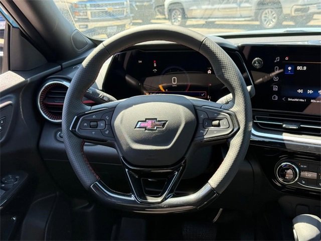 2025 Chevrolet Trax photo 7