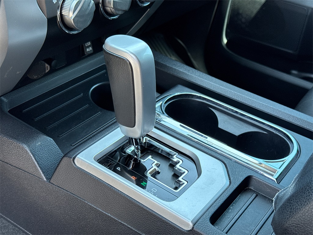 2019 Toyota Tundra SR5 Grade photo 25