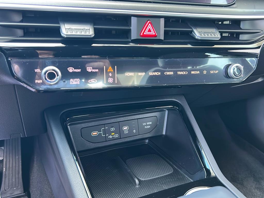 2026 Kia K5 GT-Line photo 17
