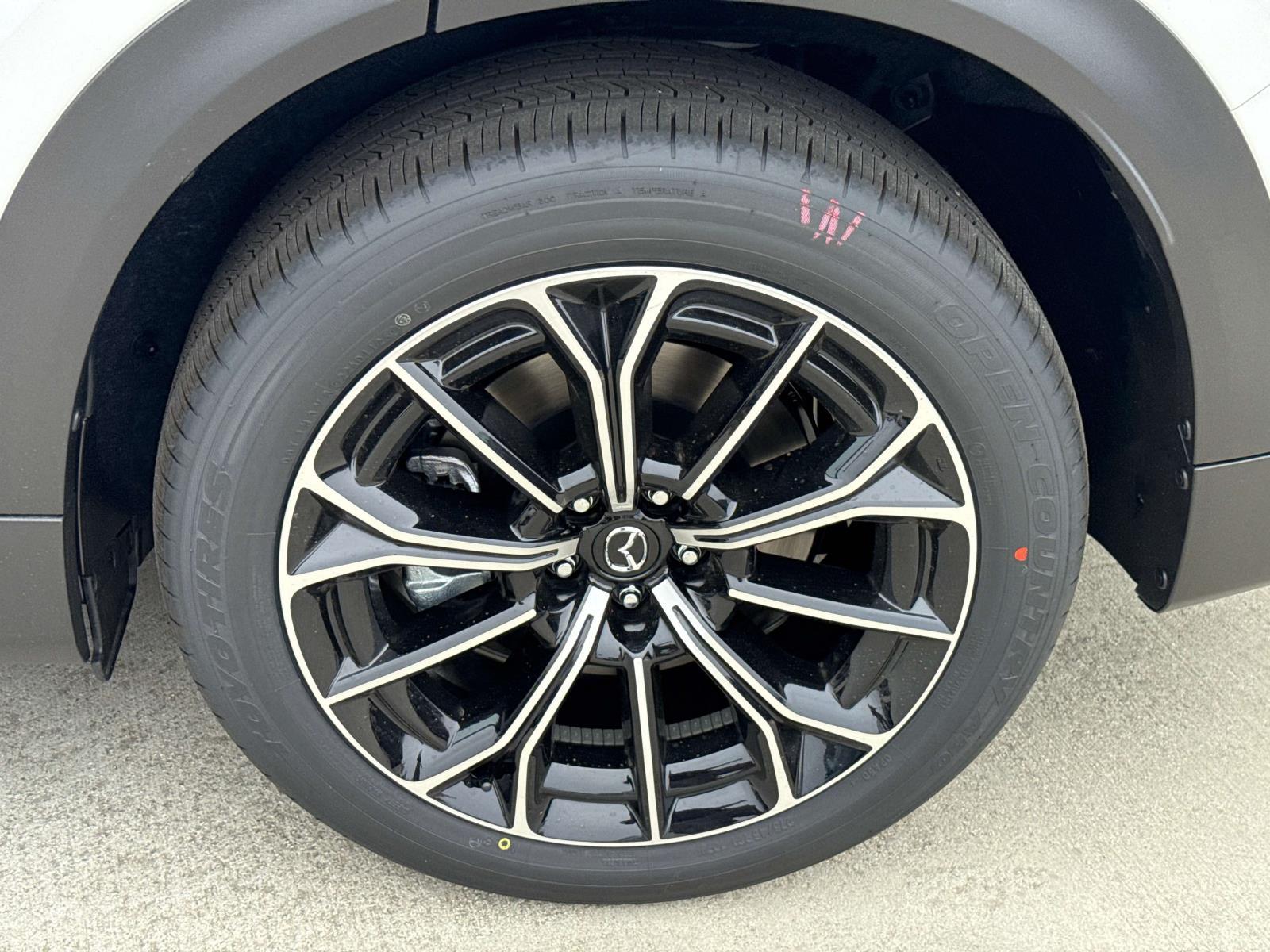 2025 Mazda CX-70 Plug-in Hybrid Premium Plus photo 5