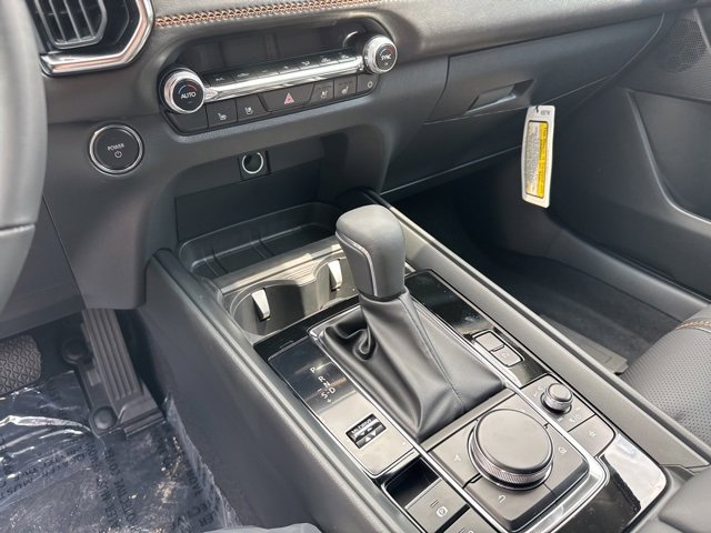 2025 Mazda CX-50 Premium Plus photo 9