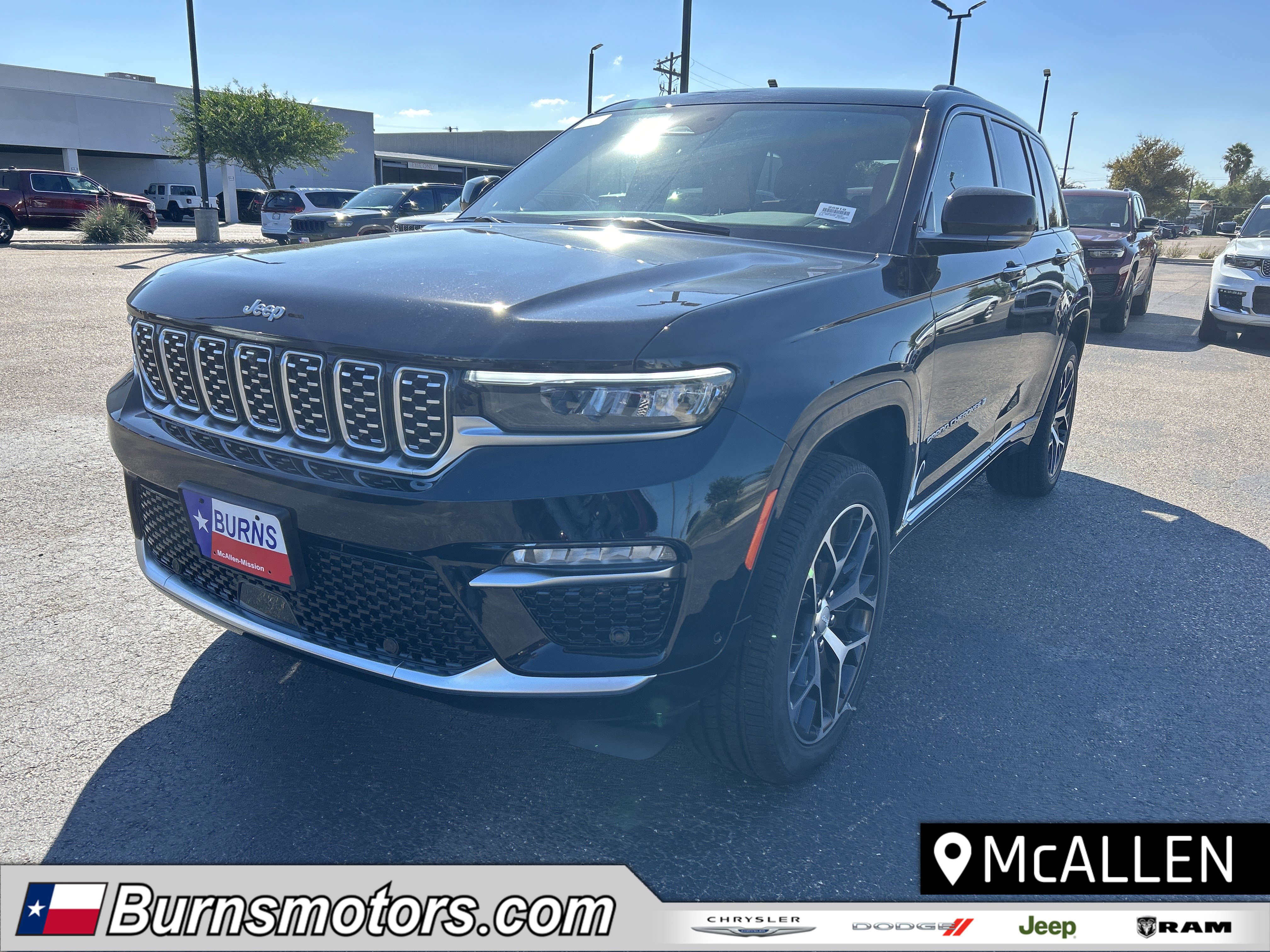 2025 Jeep Grand Cherokee Summit Reserve's photo