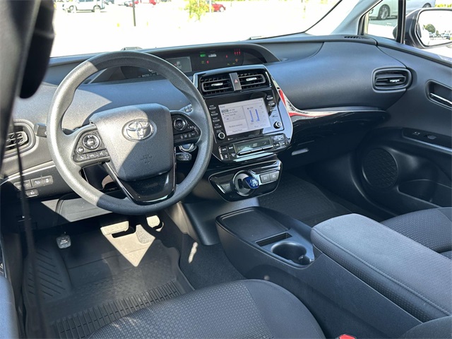 2022 Toyota Prius LE AWD-e photo 2