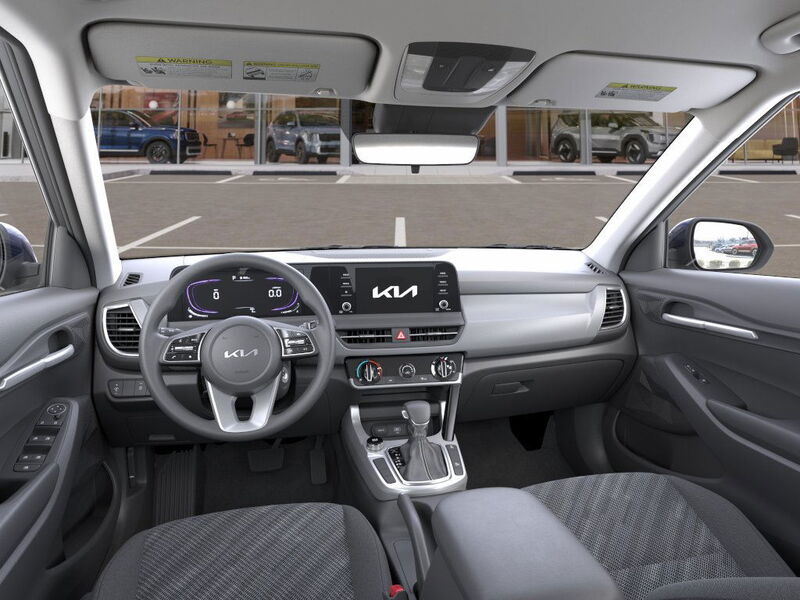 2026 Kia Seltos LX photo 13