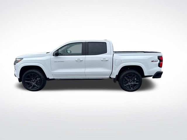 2025 Chevrolet Colorado Z71 photo 2
