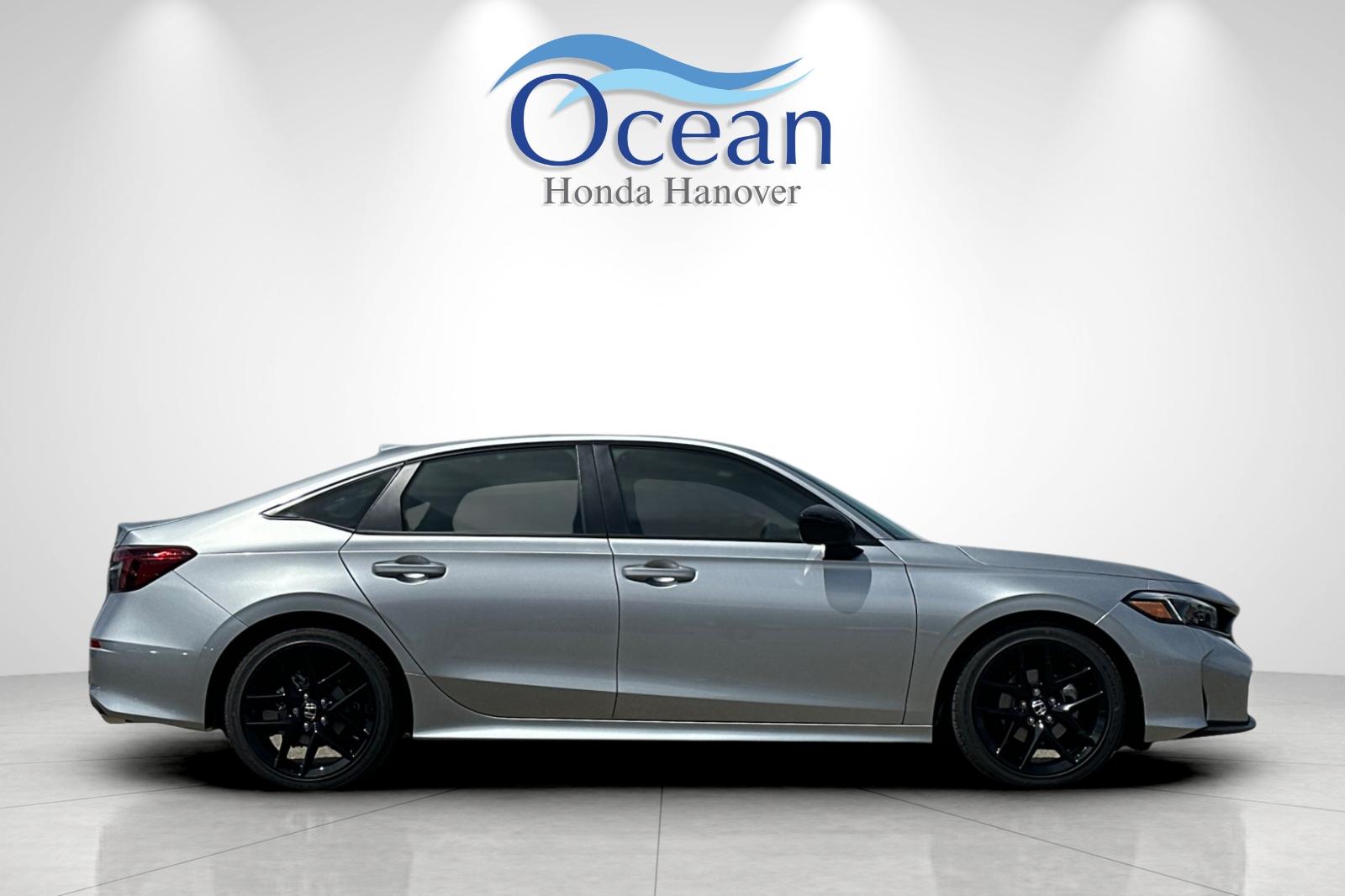 2026 Honda Civic Sport photo 3