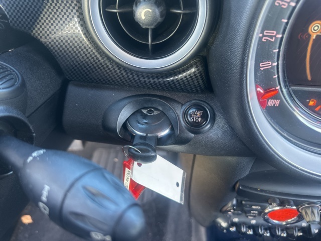 2015 Mini Cooper Convertible S photo 21