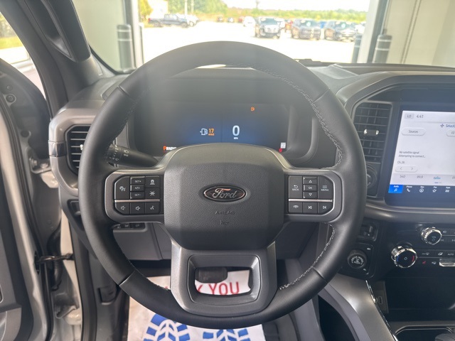 2025 Ford F-150 XLT photo 18