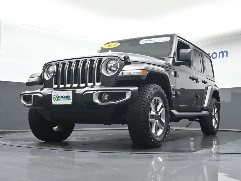 2021 Jeep Wrangler Unlimited Sahara photo 4