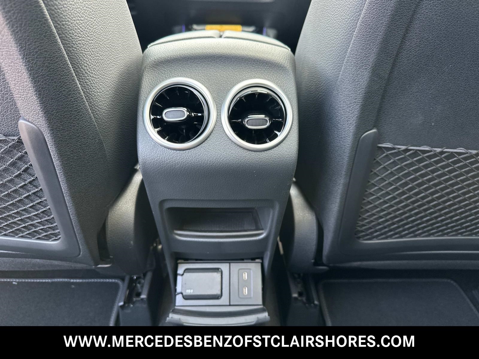 2025 Mercedes Benz GLB 250 4MATIC photo 14