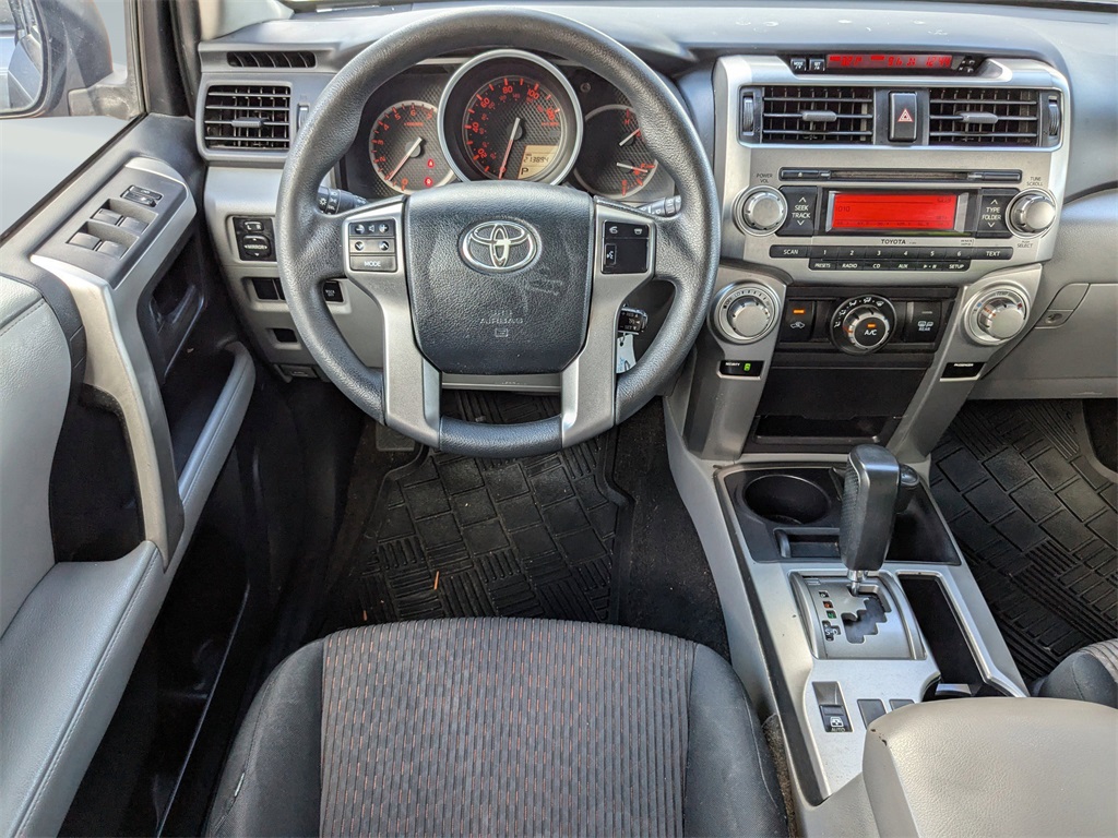 2010 Toyota 4Runner V6 photo 10