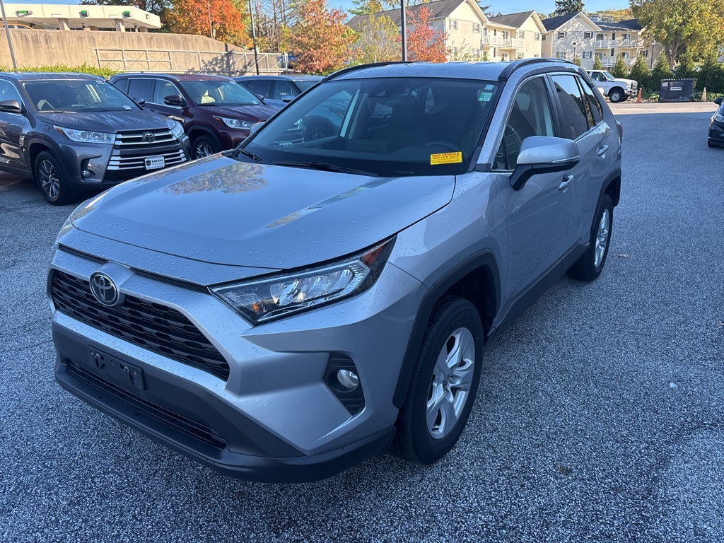 Used 2021 Toyota RAV4 XLE with VIN 2T3P1RFV2MC254783 for sale in Northfield, Minnesota