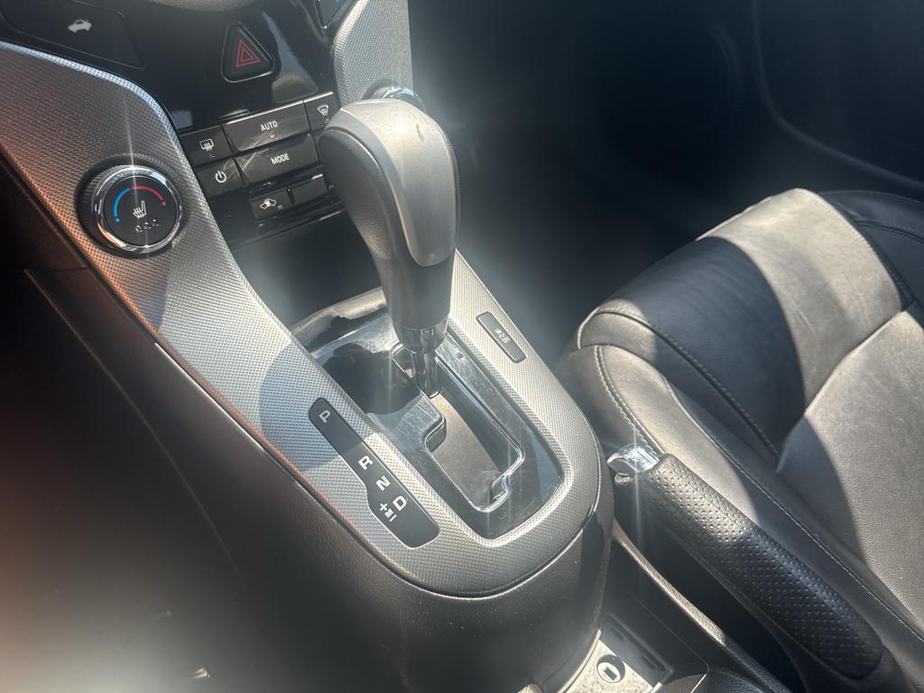 2016 Chevrolet Cruze LTZ photo 22
