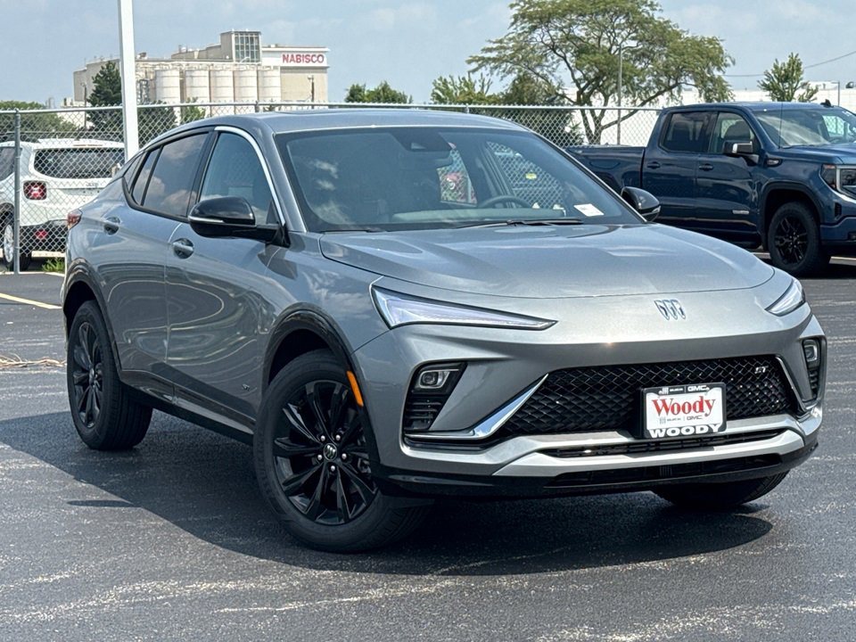 2025 Buick Envista ST photo 2