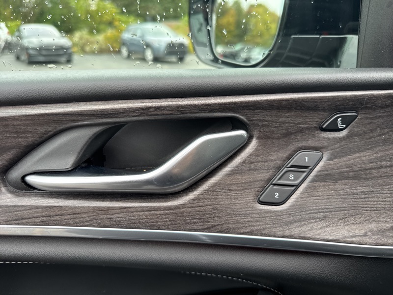 2021 Jeep Grand Cherokee Overland Sport photo 15