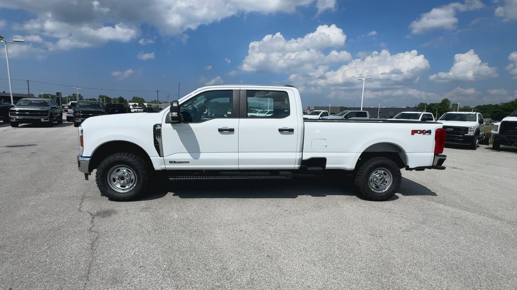 2025 Ford F-350 XL photo 5