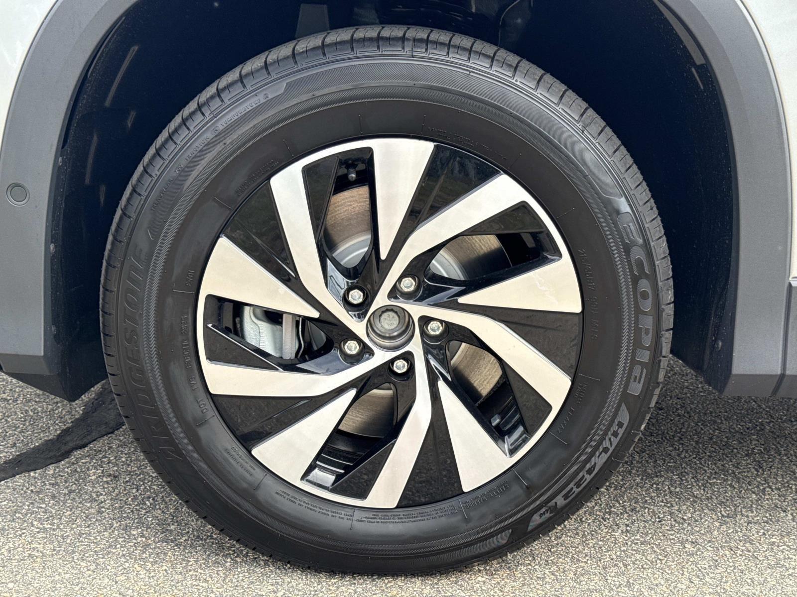 2025 Volkswagen Tiguan S photo 4