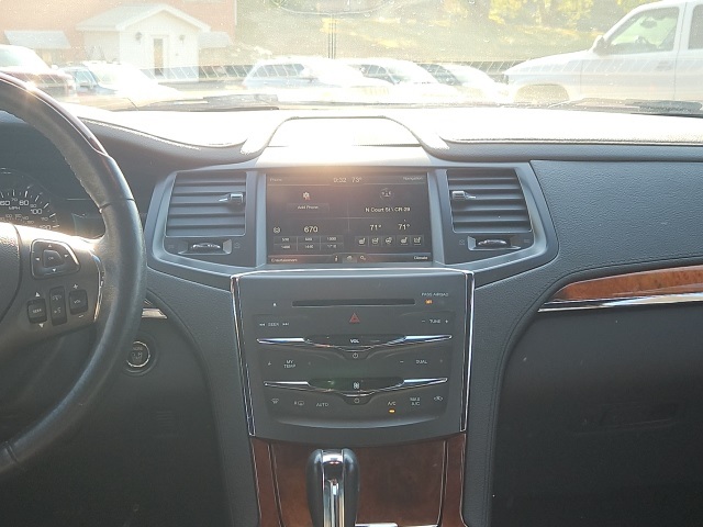 2015 Lincoln MKS EcoBoost photo 24