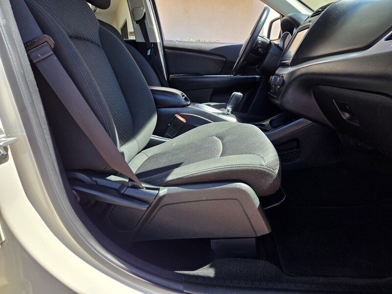 2018 Dodge Journey SXT photo 10