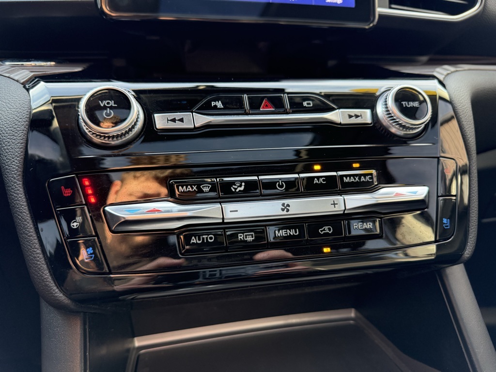 2022 Ford Explorer Limited photo 32
