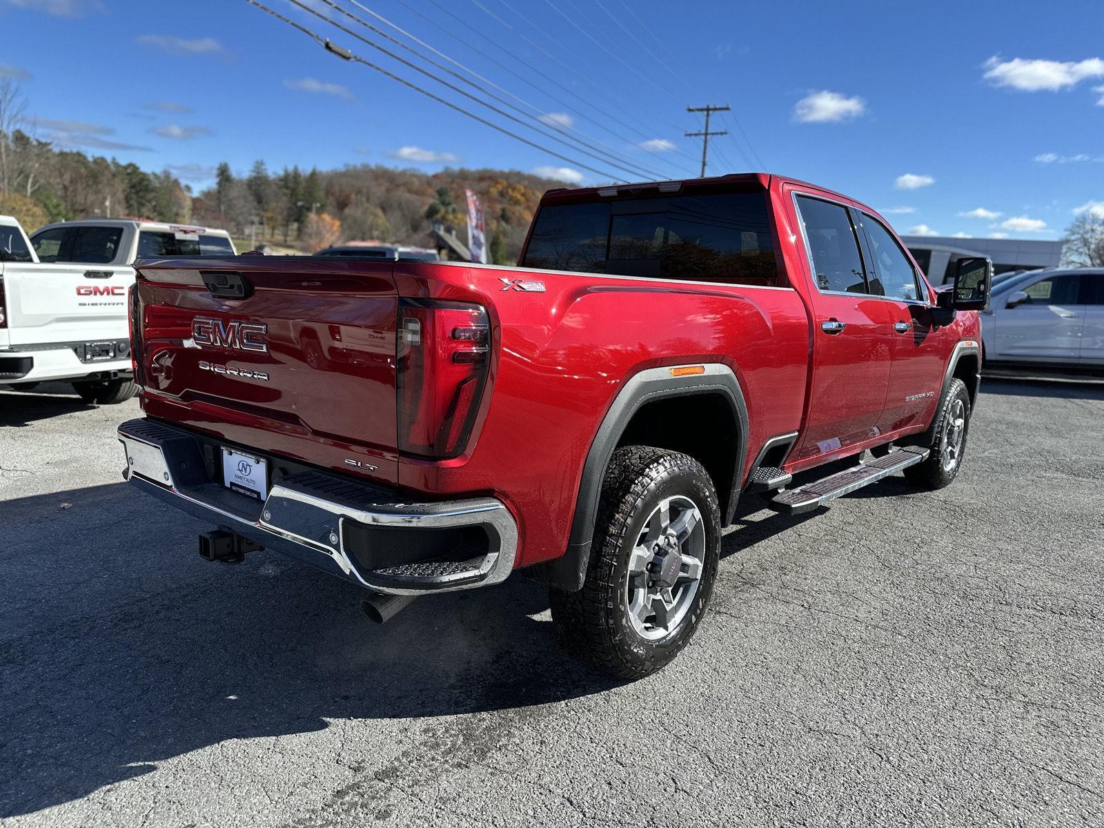 2026 Gmc Sierra 2500 HD SLT photo 3