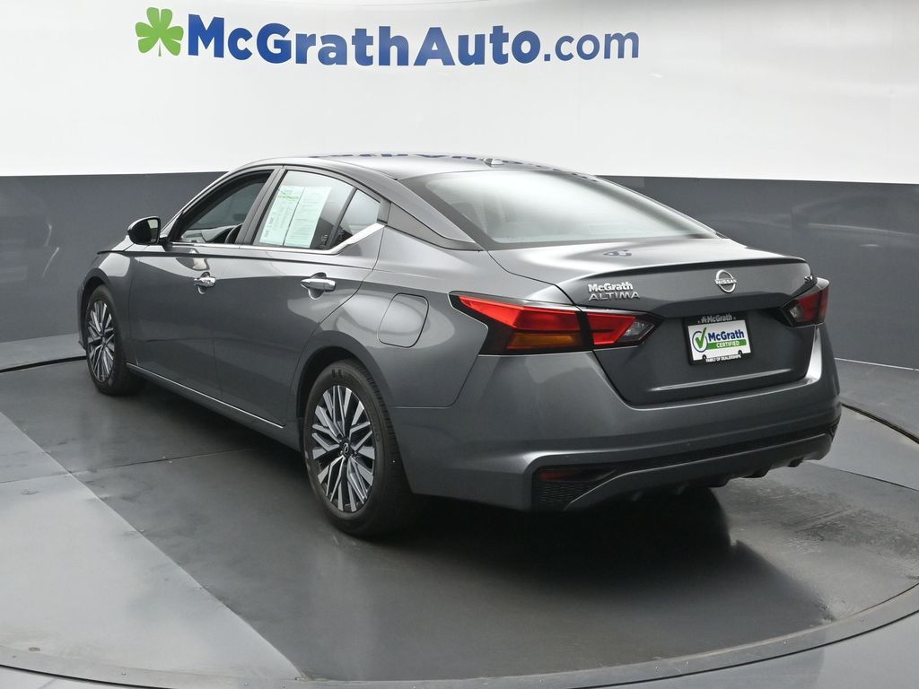 2024 Nissan Altima 2.5 SV photo 17