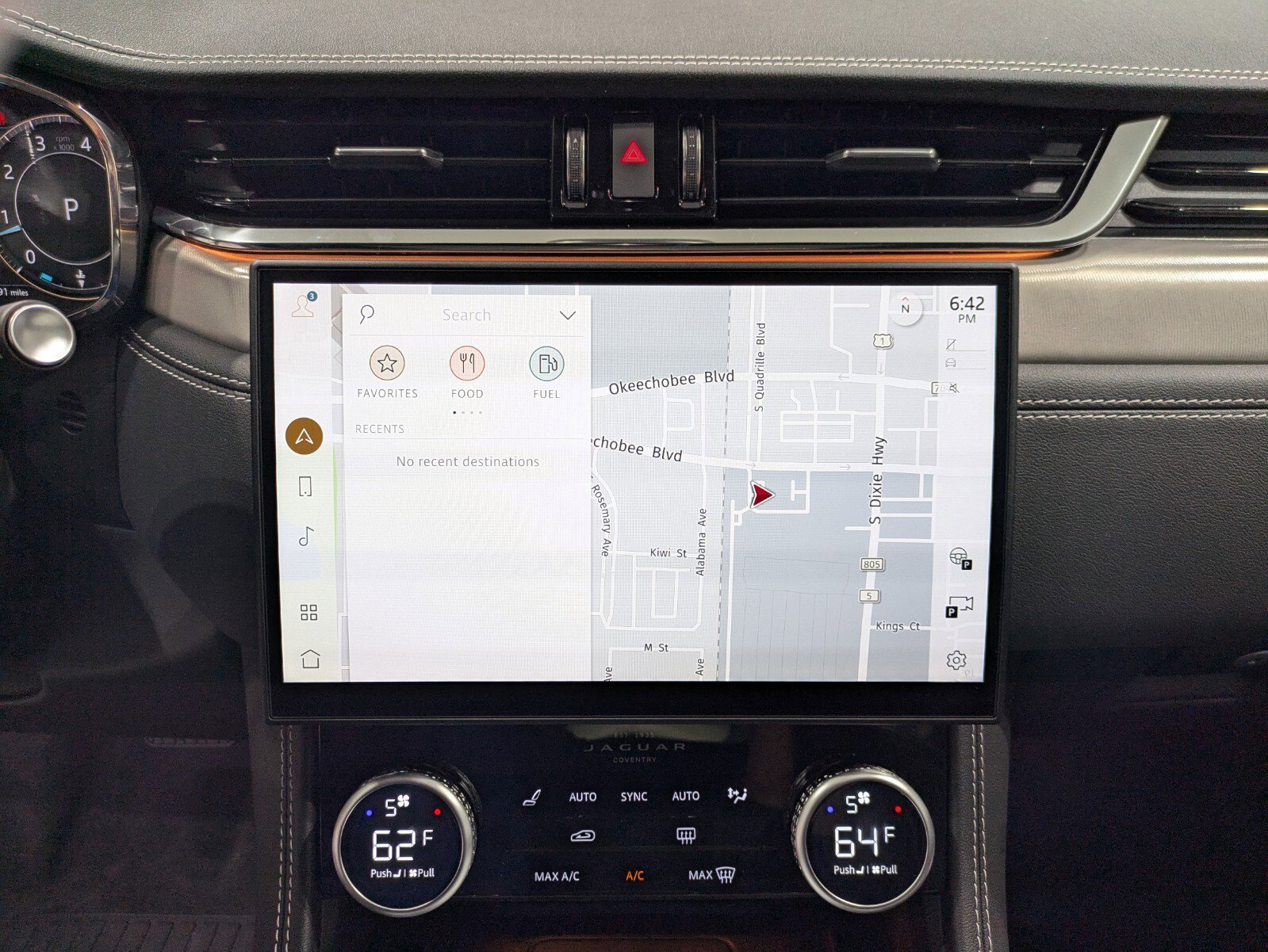 2026 Jaguar F-PACE P250 R-Dynamic S photo 16