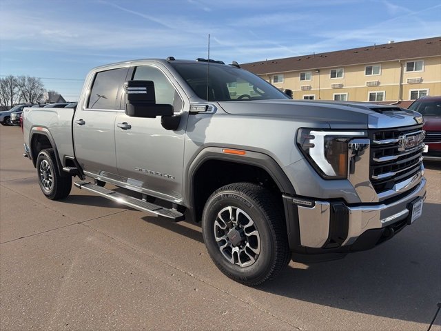 2026 GMC Sierra 2500HD SLE's photo