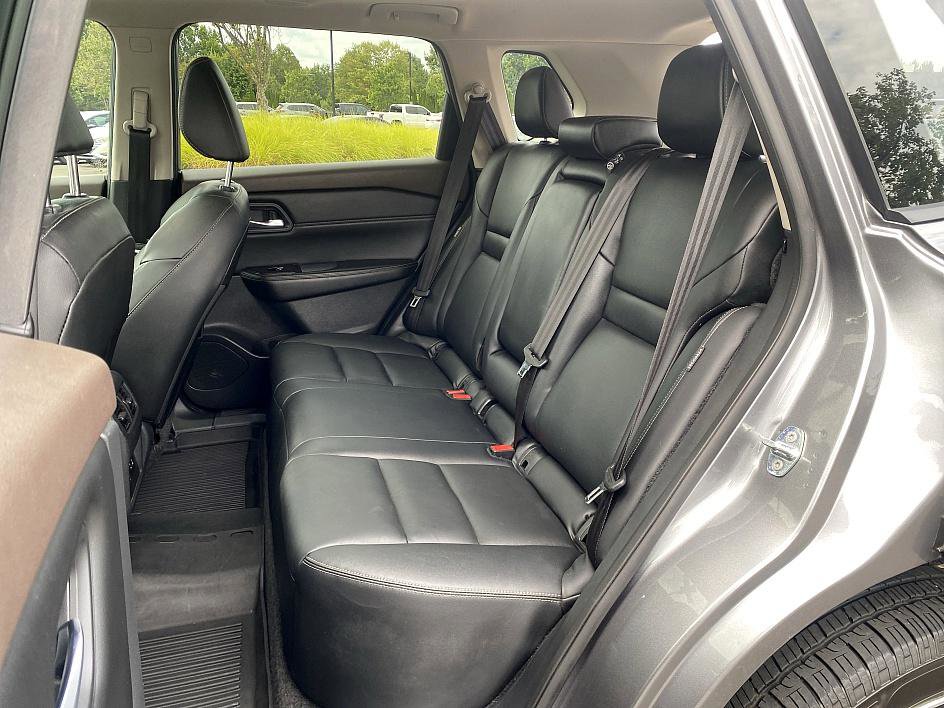 2022 Nissan Rogue SL photo 17