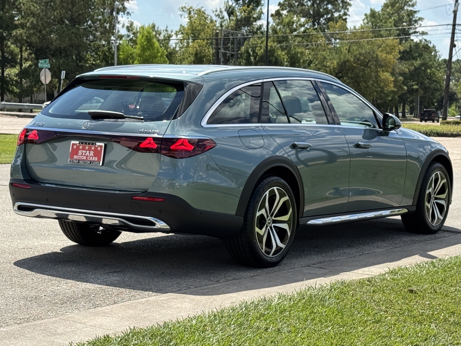 2026 Mercedes Benz E 450 4MATIC All-Terrain Wagon photo 3