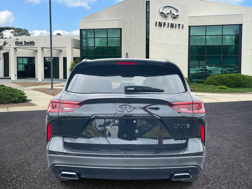 2025 Infiniti QX50 SPORT photo 3