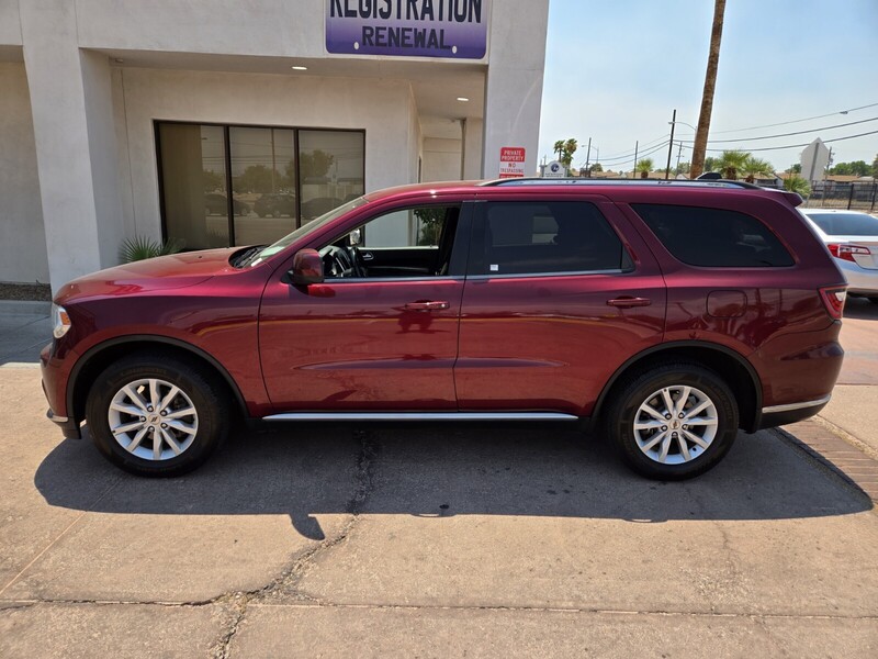 2019 Dodge Durango SXT Plus photo 2