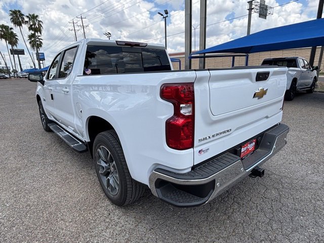 2026 Chevrolet Silverado 1500 LT photo 4