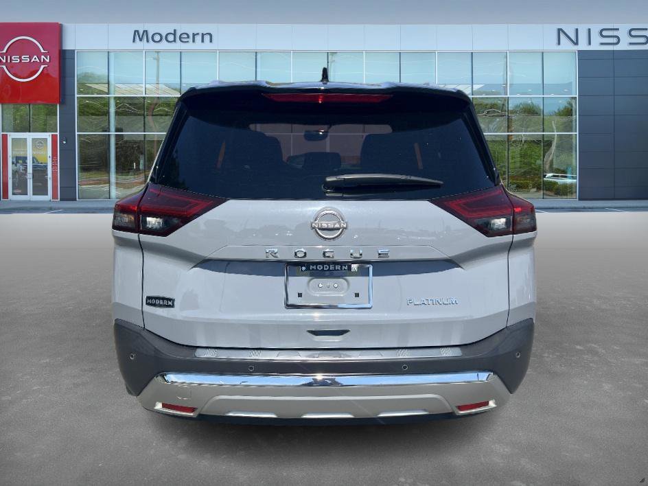 2023 Nissan Rogue Platinum photo 6