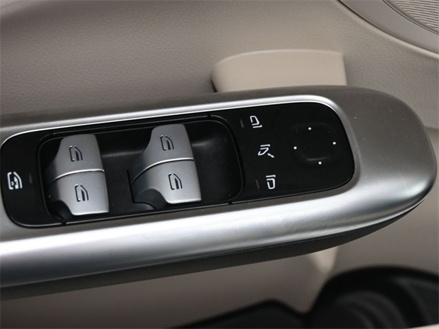 2022 Mercedes Benz C 300 photo 10