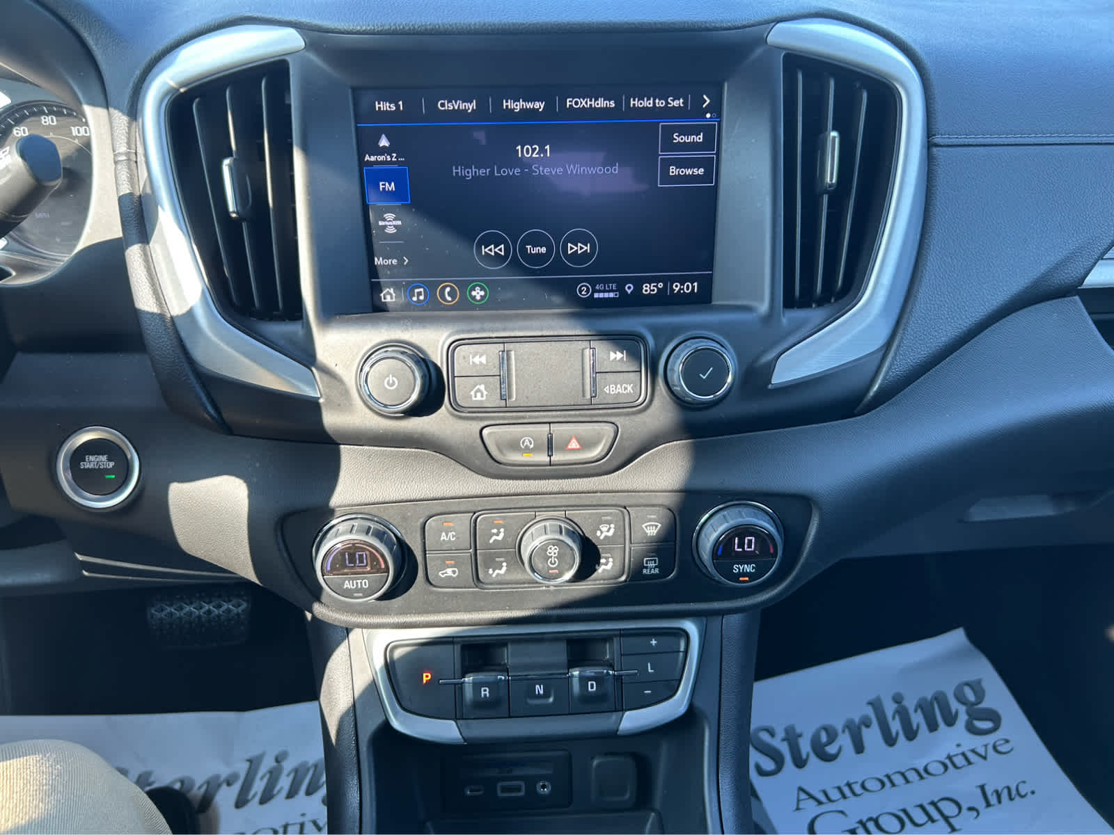 2024 Gmc Terrain SLT photo 14