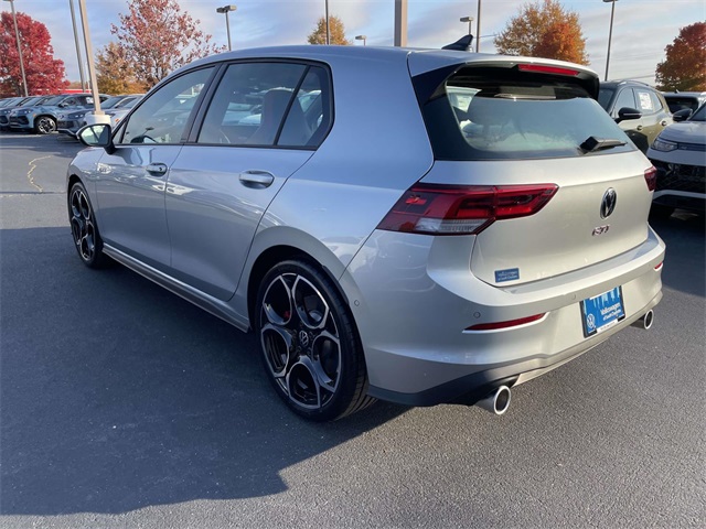2026 Volkswagen Golf GTI Autobahn photo 4