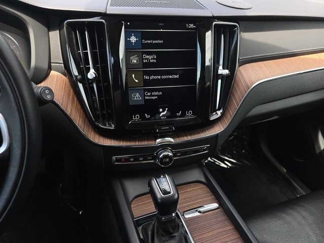 2019 Volvo XC60 T5 Inscription photo 24