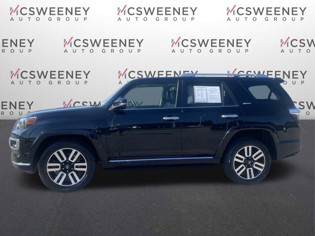 2022 Toyota 4Runner Limited photo 2
