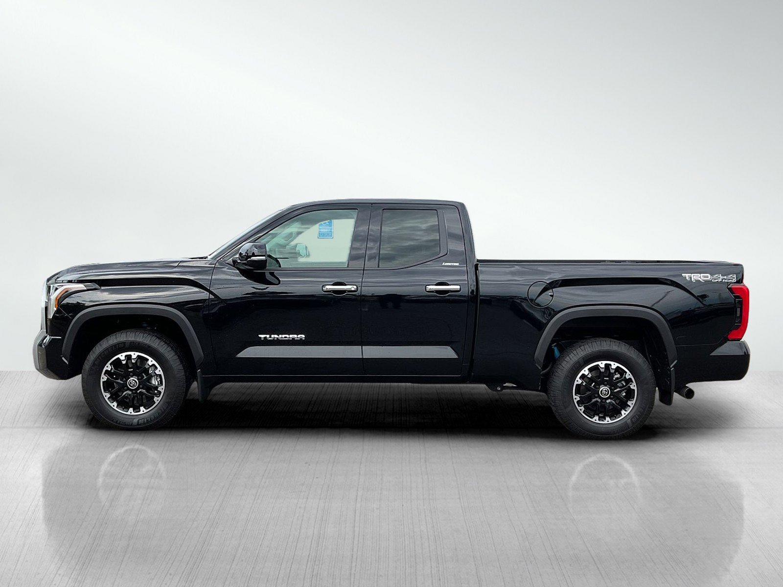 Used 2024 Toyota Tundra Limited with VIN 5TFJA5DA7RX181846 for sale in Brainerd, Minnesota