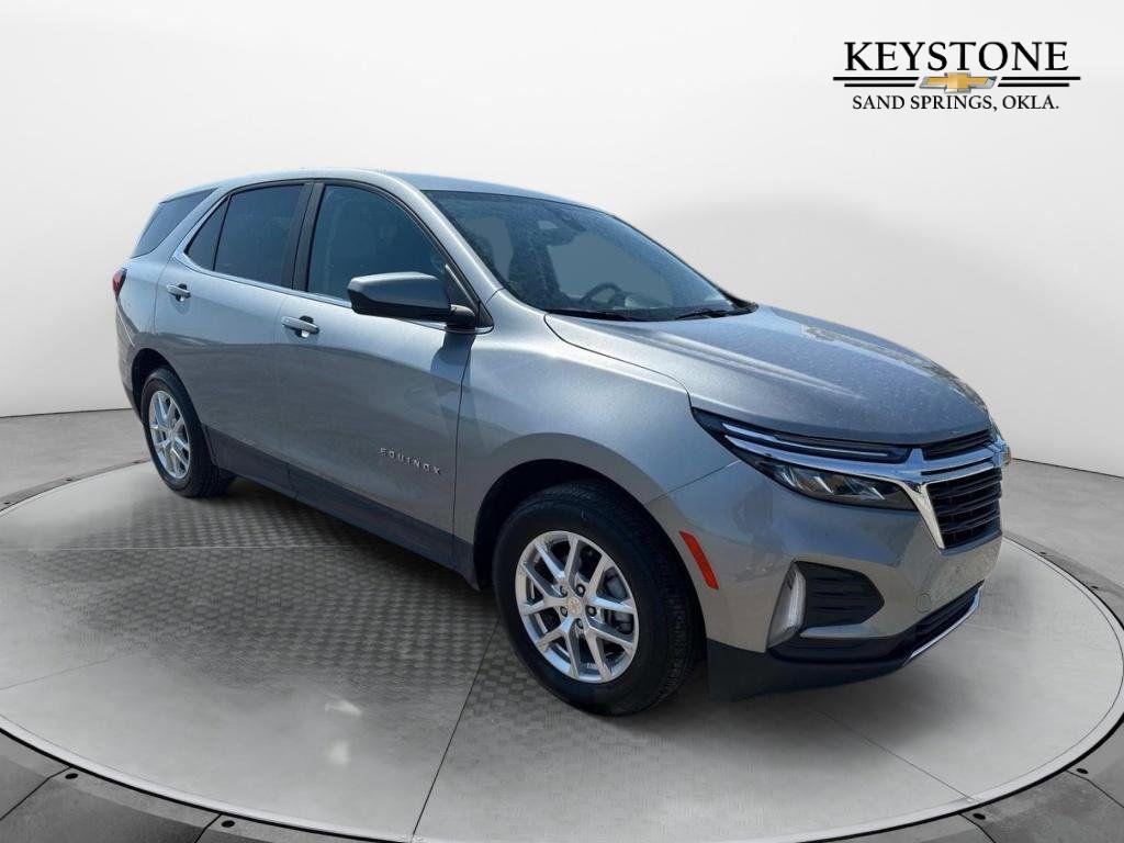 2024 Chevrolet Equinox LT's photo