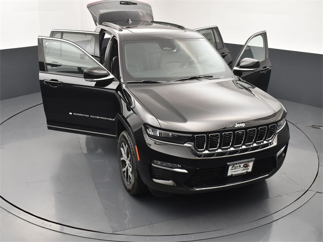 2025 Jeep Grand Cherokee Limited photo 23