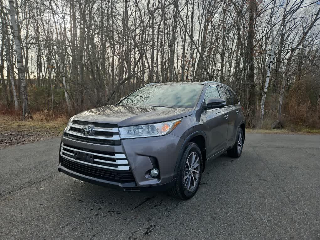 2018 Toyota Highlander XLE's photo