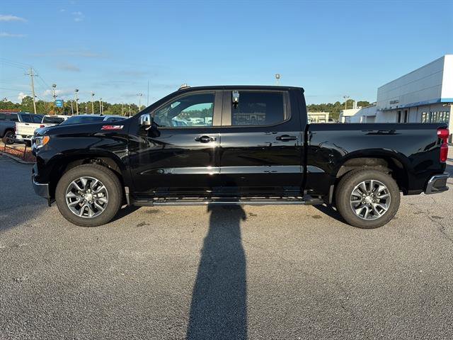2026 Chevrolet Silverado 1500 LT photo 4