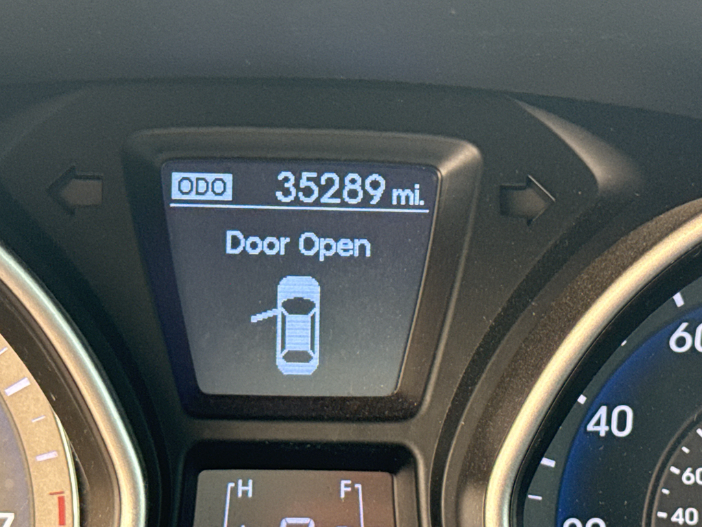 2013 Hyundai Elantra Base Style Tech photo 6