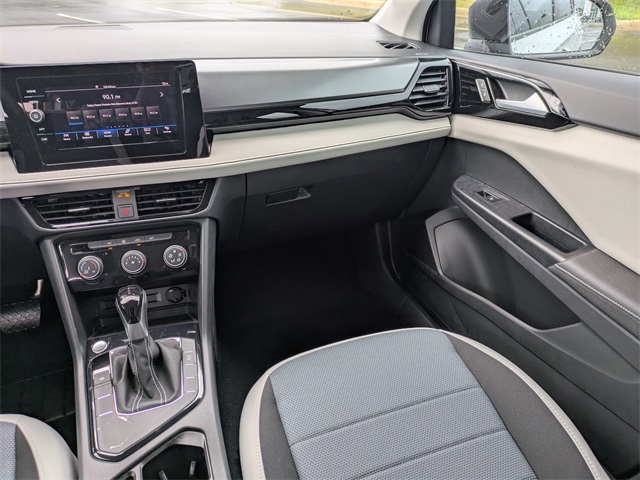 2025 Volkswagen Taos S photo 13