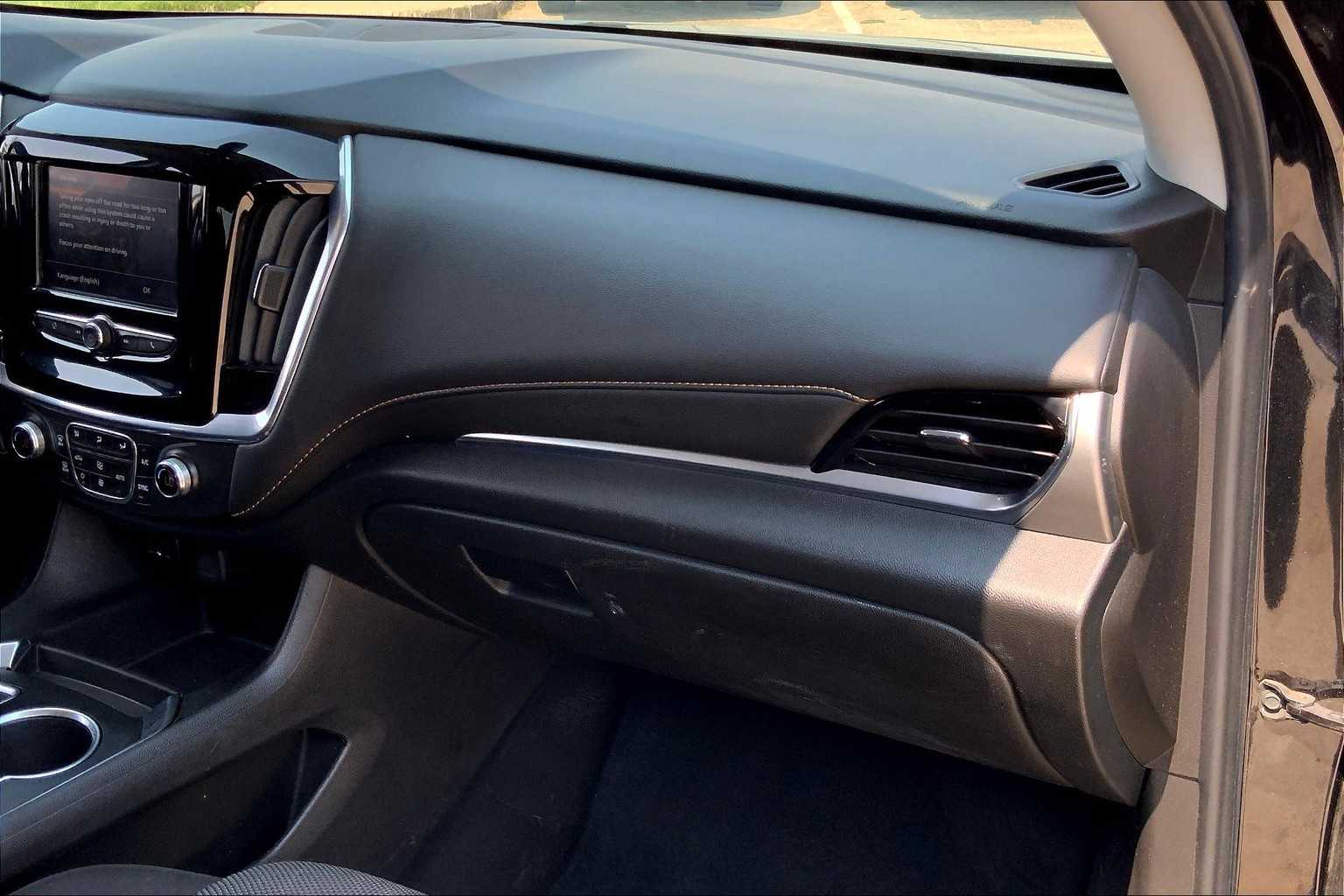 2020 Chevrolet Traverse LS photo 15