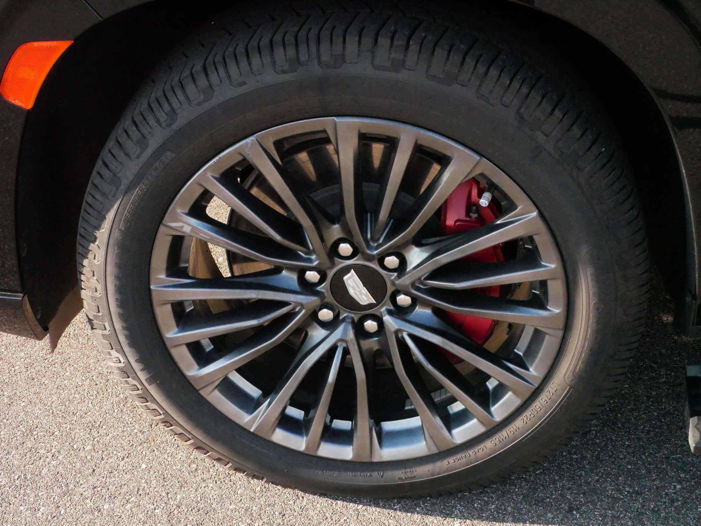 2023 Cadillac Escalade ESV V-Series photo 12