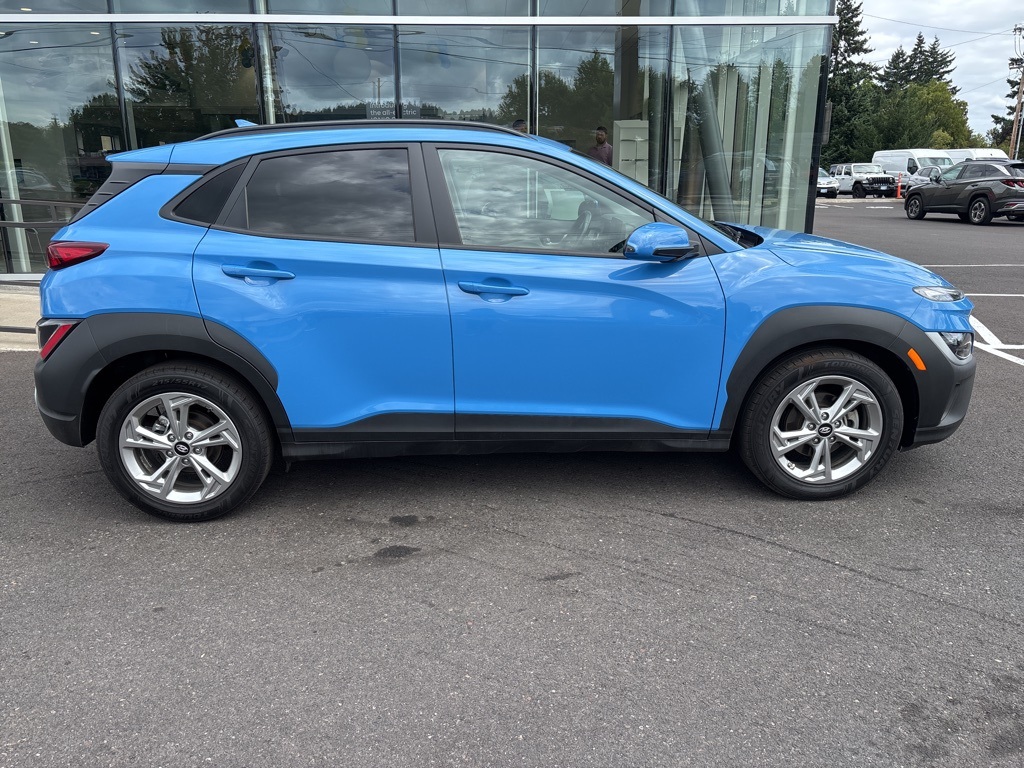 2022 Hyundai Kona SEL photo 4