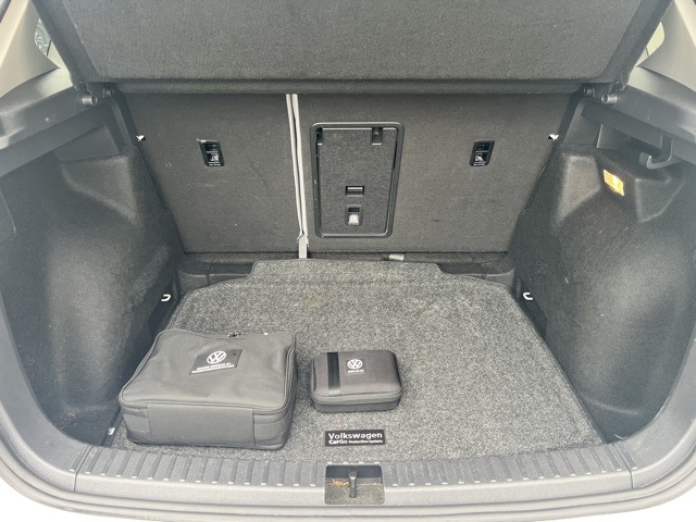 2022 Volkswagen Taos SE photo 13